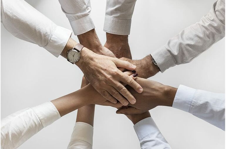 people-hands-achievement-group
